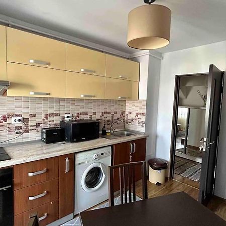 Georgiana'S Central Apartment Bodzavásár Kültér fotó